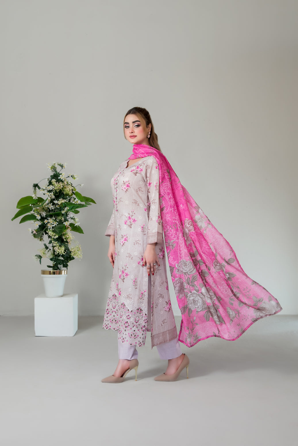 SILOHA 3pcs Un-Stitched Emb Printed Lawn [D-4160]