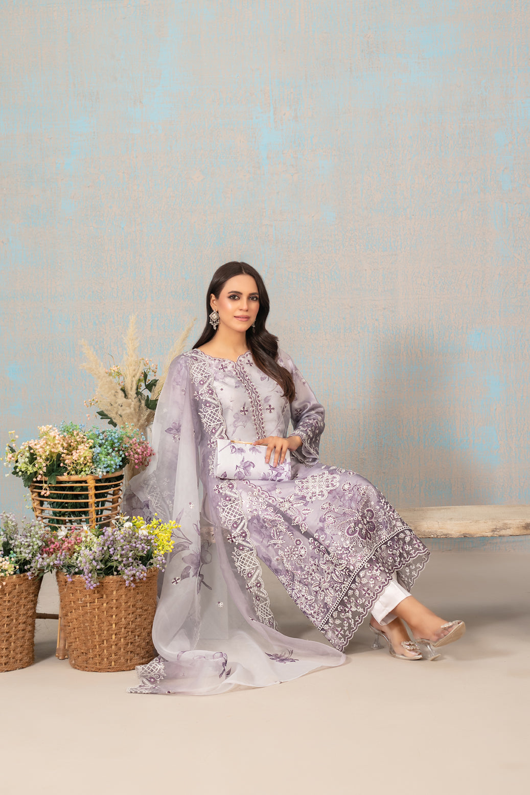SHIRIN With Clutch 3pcs Semi-Stitched Fancy Heavy Emb Organza [D-5225]