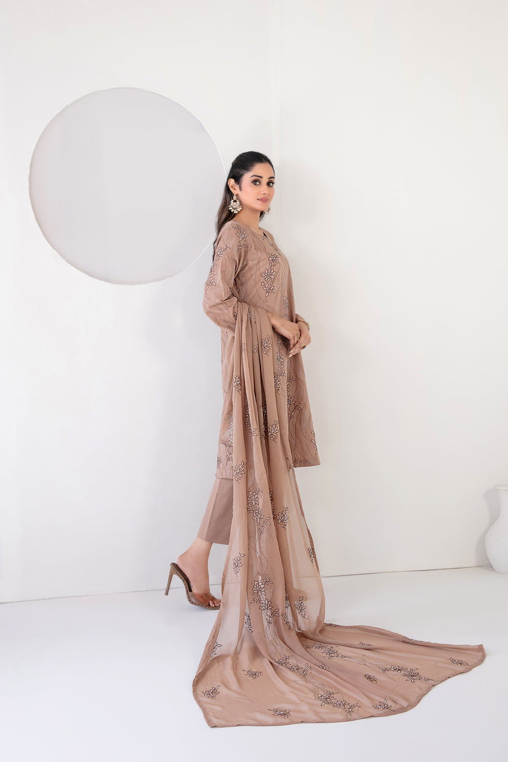 SAMIRA 3pcs Un-Stitched Emb Karrandi [D-5623]