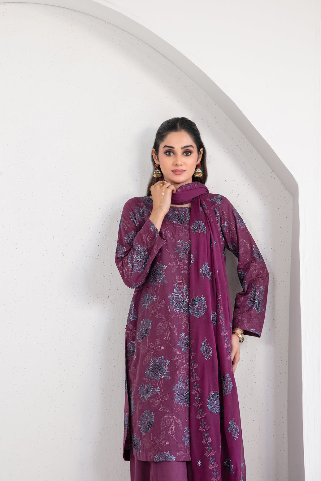 SAMIRA 3pcs Un-Stitched Emb Karrandi [D-5631]