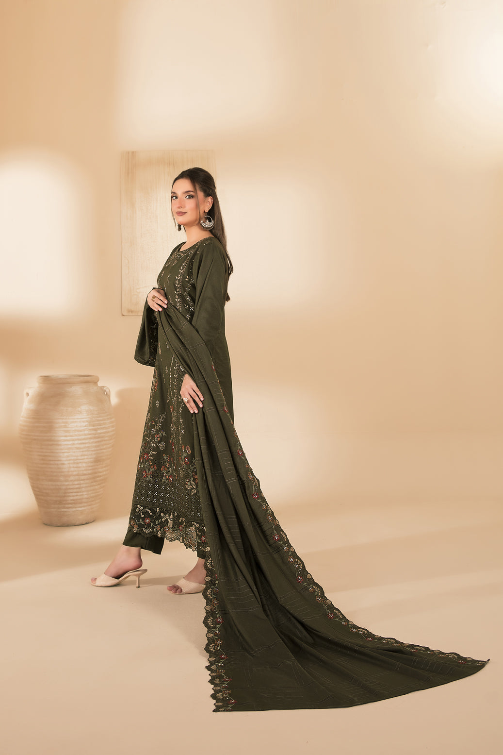 MONAE 3pcs Un-Stitched Emb Dhanak [D-5617]