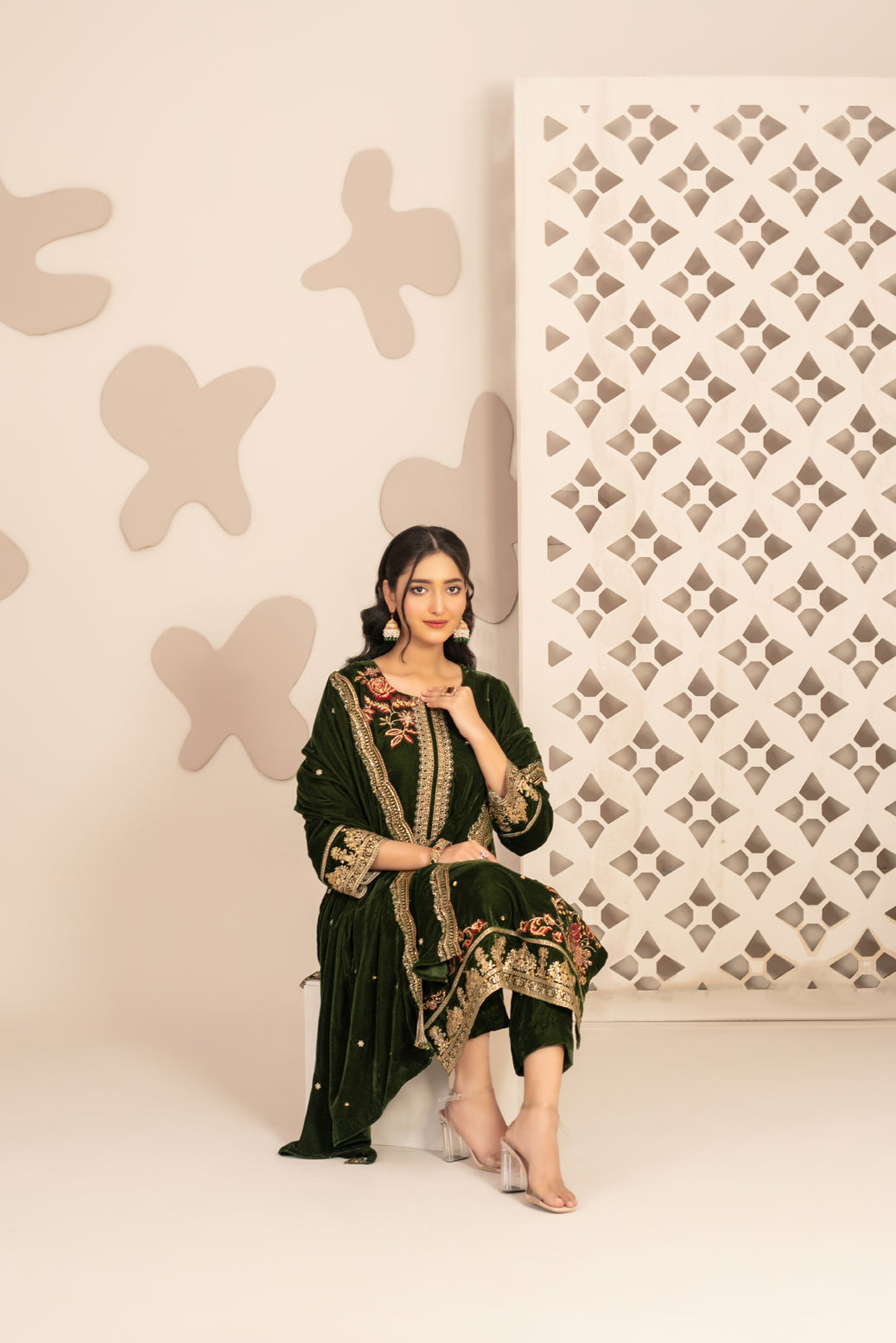 D-5759 - The Velvet Story