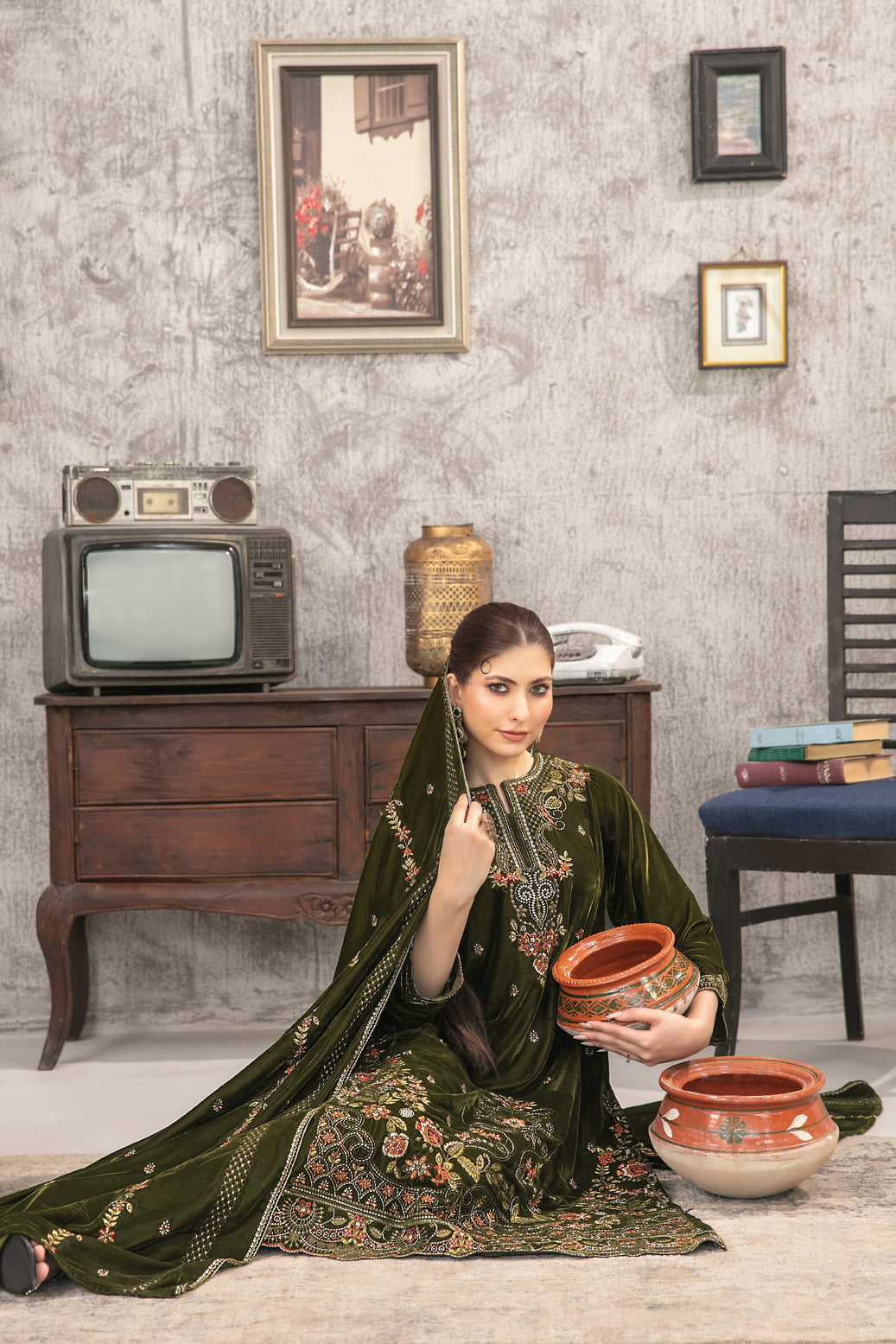 YAADEIN 3pcs Un-Stitched Fancy Heavy Emb Velvet [D-5937]
