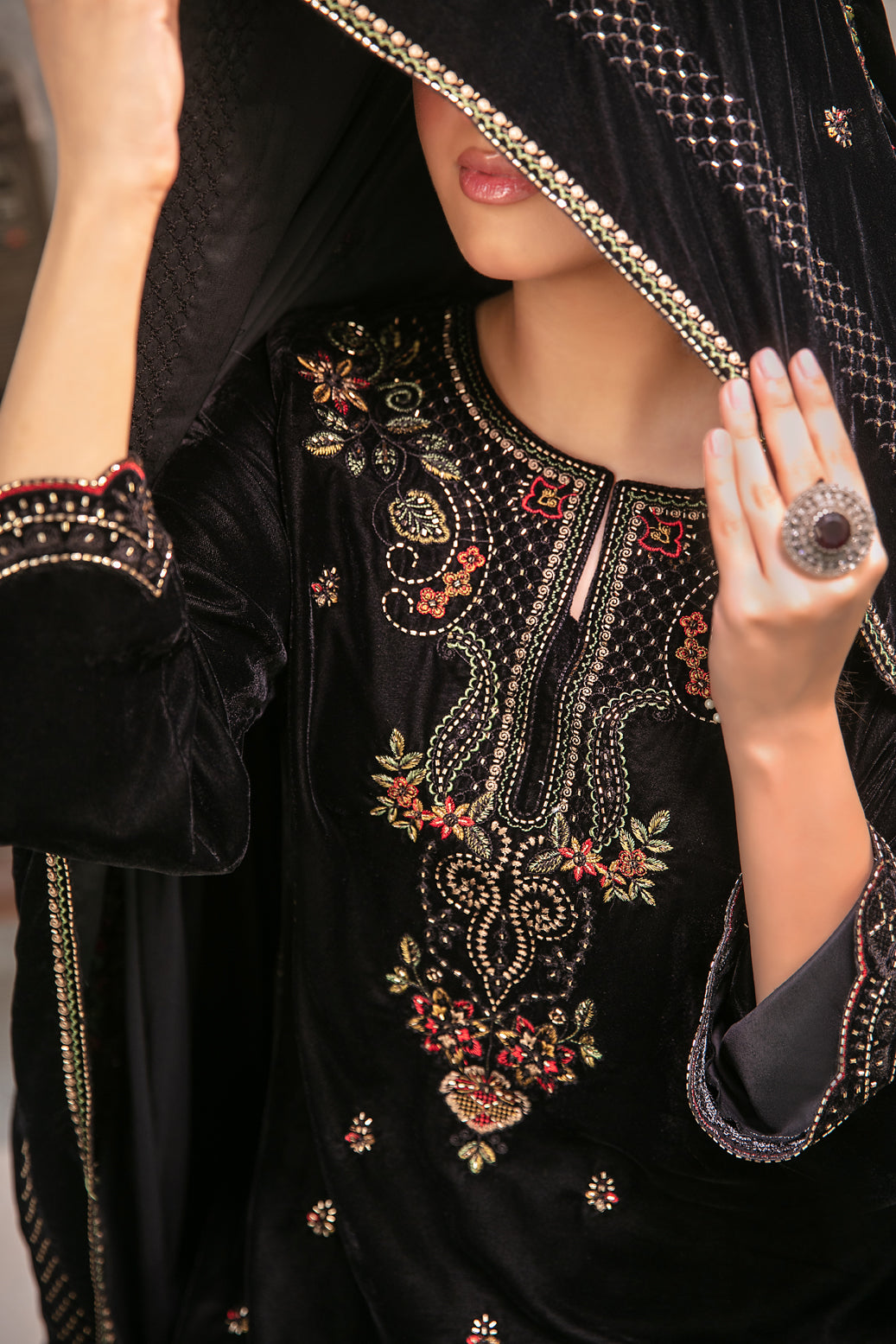 YAADEIN 3pcs Un-Stitched Fancy Heavy Emb Velvet [D-5936]