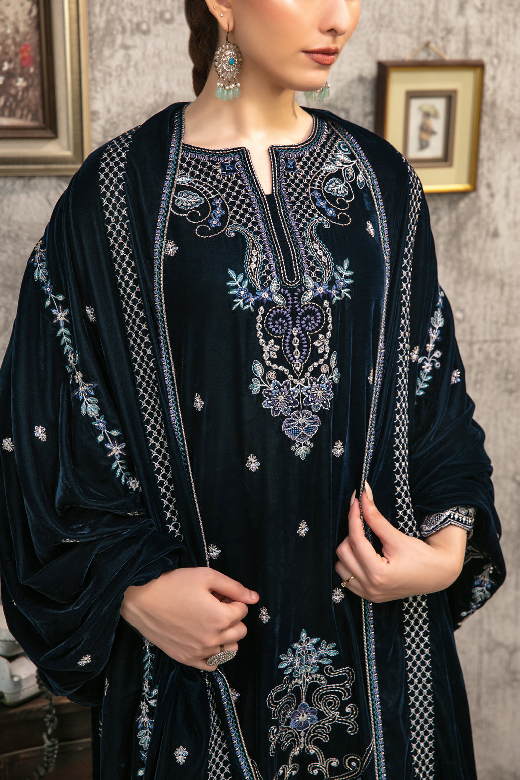 YAADEIN 3pcs Un-Stitched Fancy Heavy Emb Velvet [D-5938]
