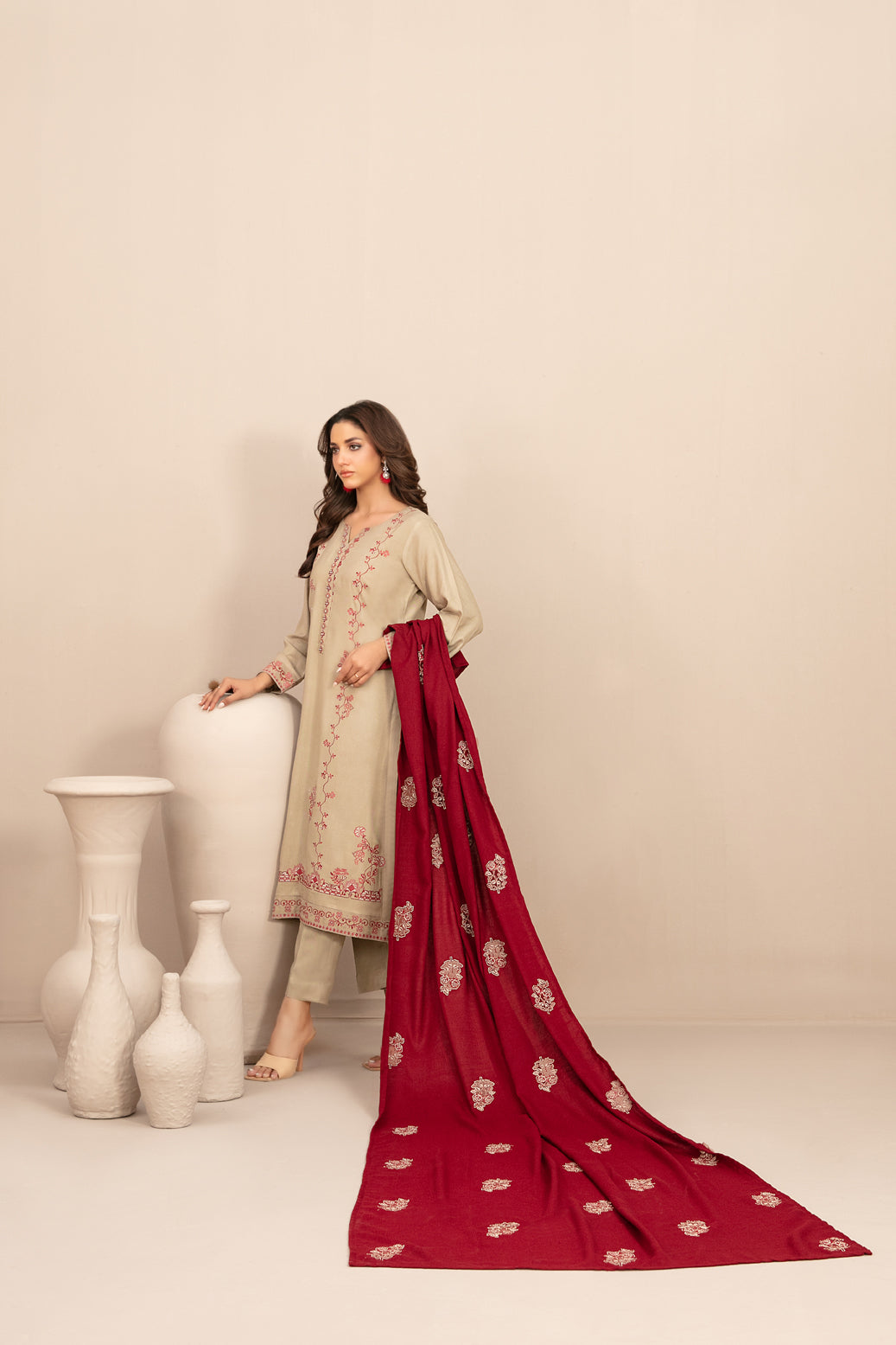 D-5689 - Sawsan