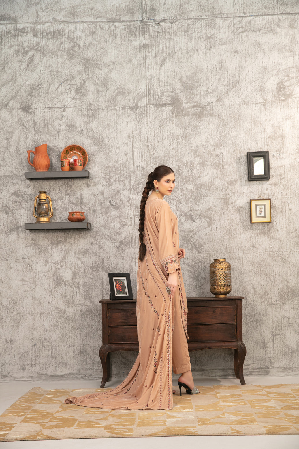 YAADEIN 3pcs Un-Stitched Fancy Heavy Emb Velvet [D-5940]