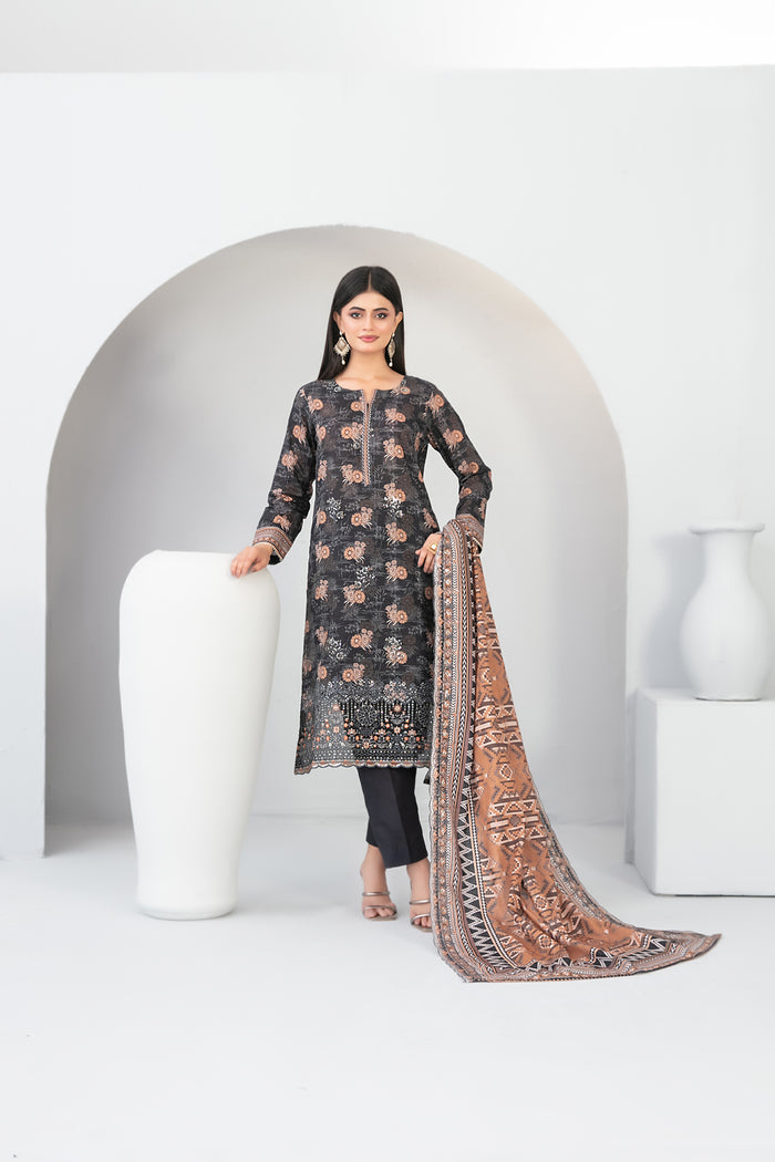 Madea 3Pcs Unstitched Emb Khaddar  D-4775