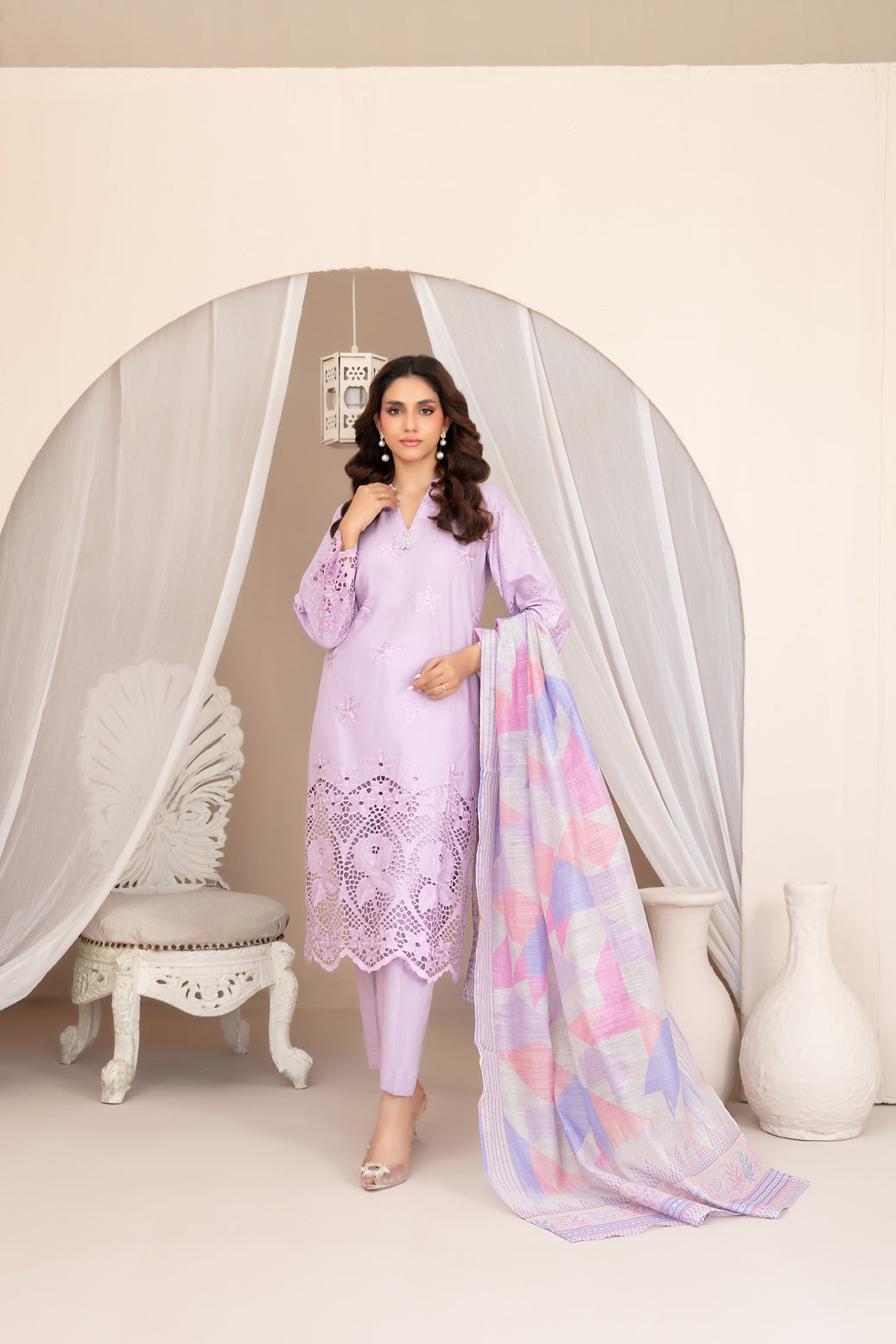 D-1042 - Nazifa – Tawakkal Fabrics
