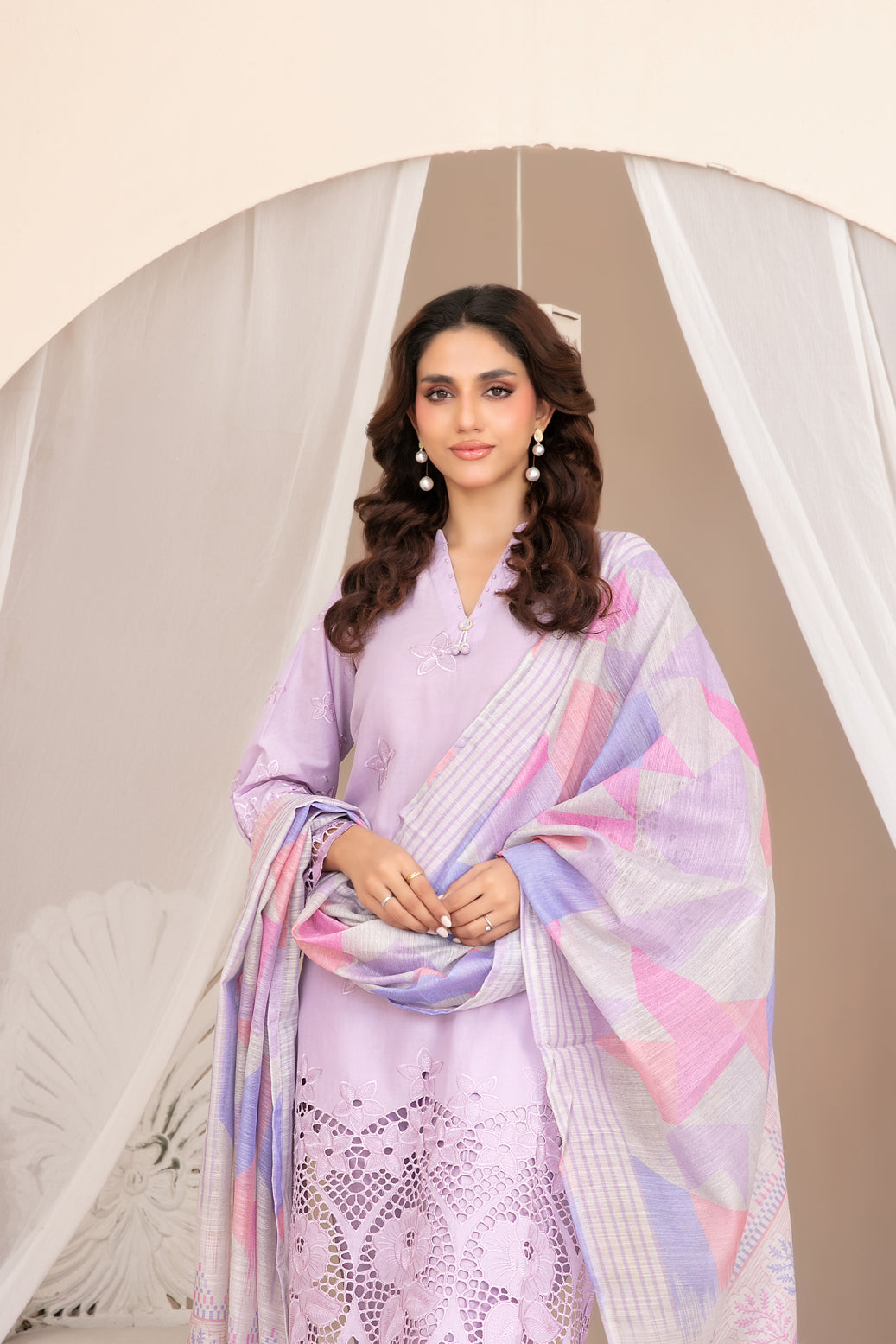 D-1042 - Nazifa – Tawakkal Fabrics