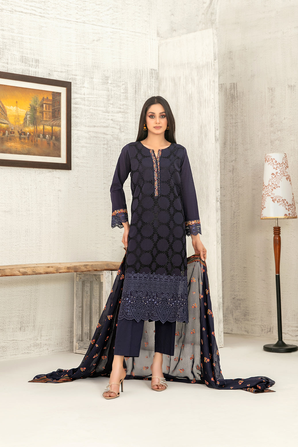 Hiranur 3pcs Stitched Fancy Emb Lawn [D-3197]