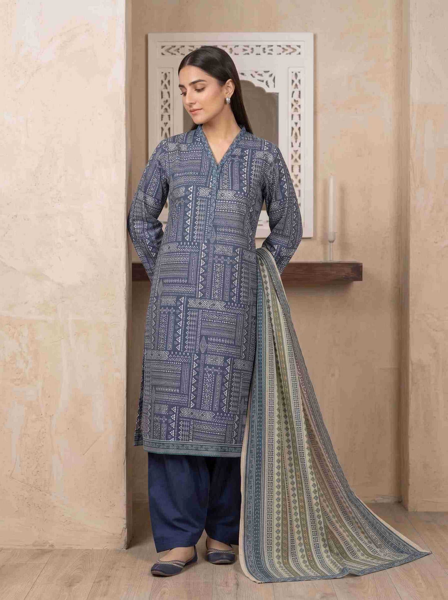 INAYA 3pcs Stitched Printed Lawn [D-5126]