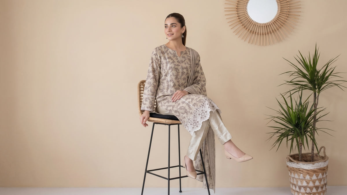 QAINAAT V1 3pcs Un-Stitched Emb Dhanak [D-6558]