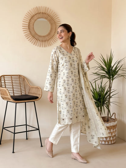QAINAAT V2 3pcs Un-Stitched Emb Dhanak [D-6551]