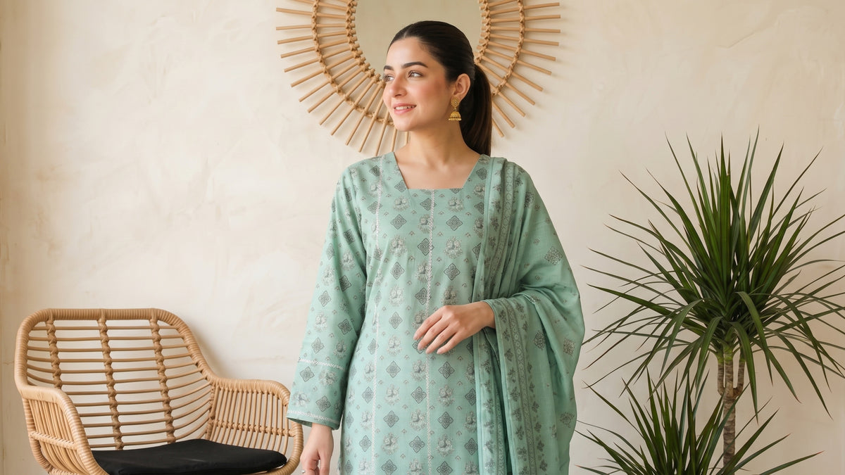 QAINAAT V2 3pcs Un-Stitched Emb Dhanak [D-6559]