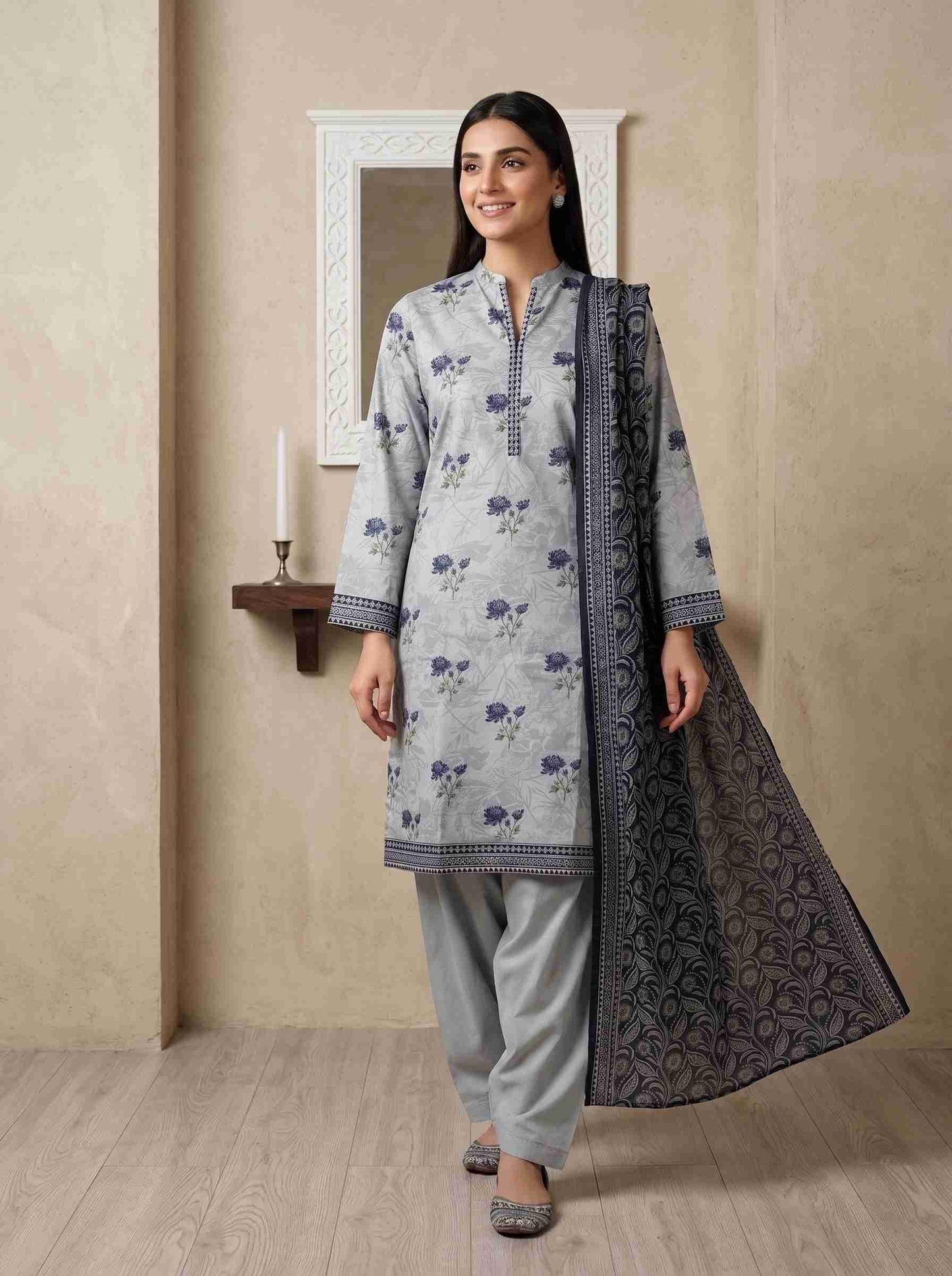 INAYA 3pcs Stitched Printed Lawn [D-5123]