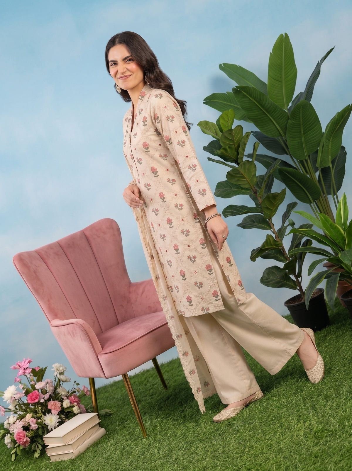 SOFIA 3pcs Un-Stitched Emb Cambric [D-4894]