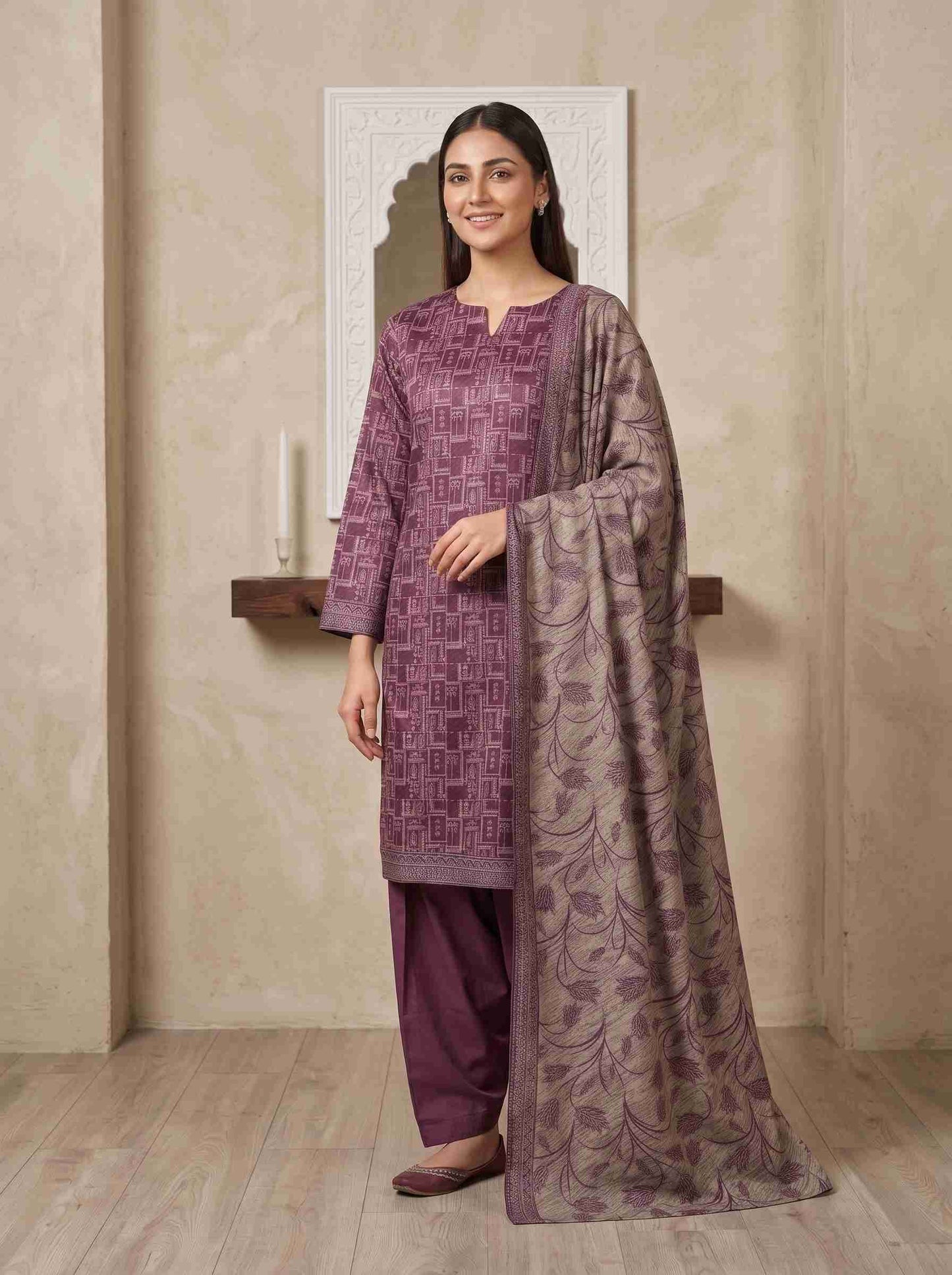 INAYA 3pcs Stitched Printed Lawn [D-5124]