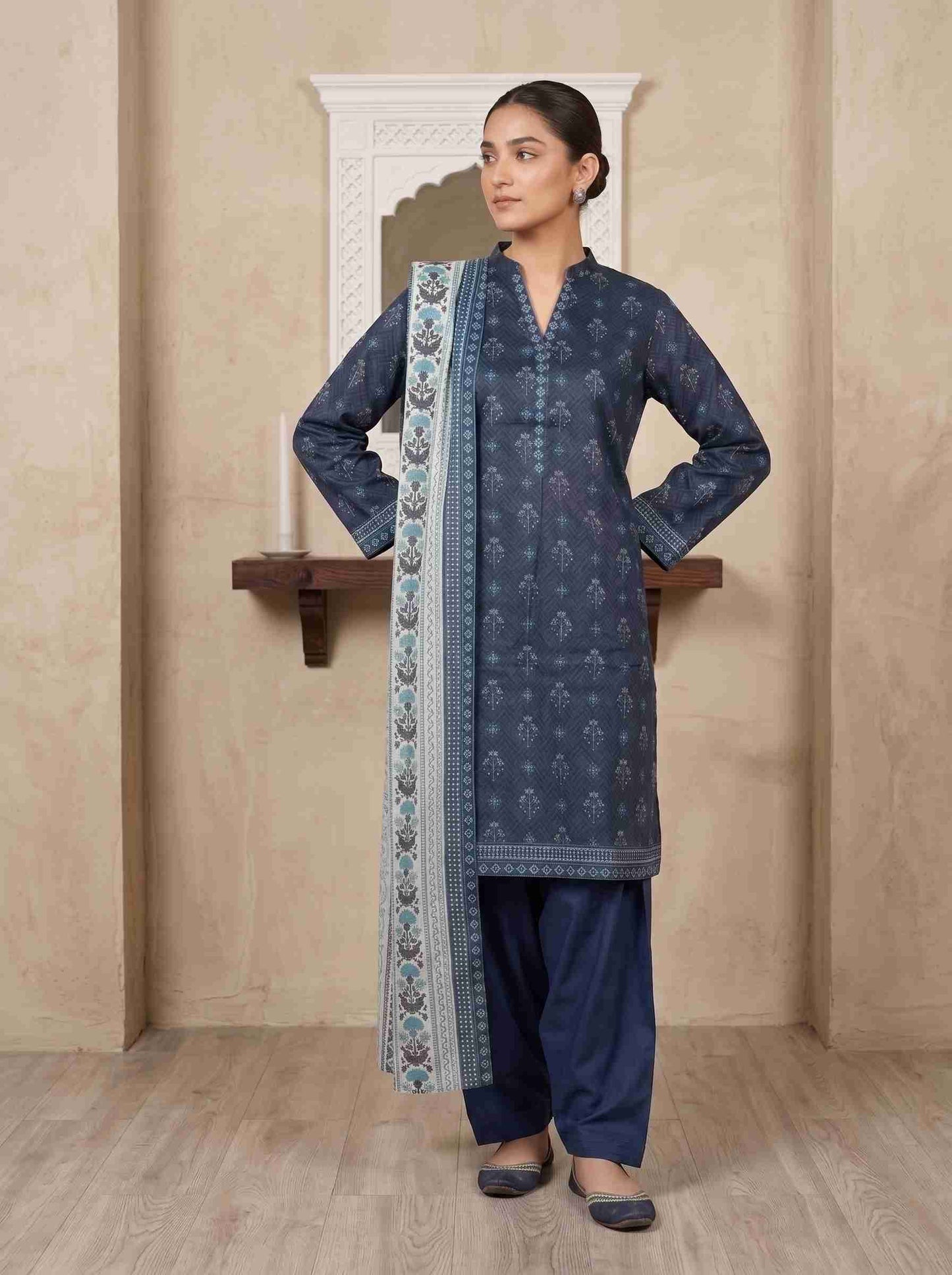 INAYA 3pcs Stitched Printed Lawn [D-5121]
