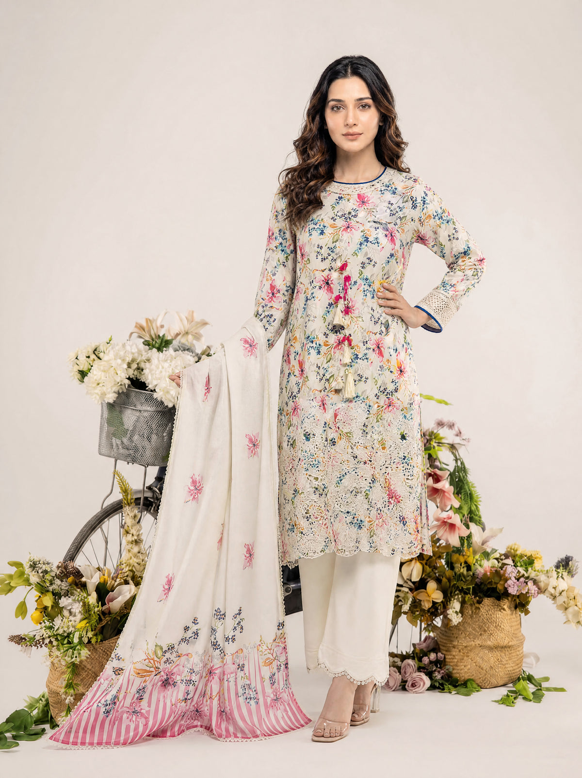 REEM 3pcs Un-Stitched Emb Printed Lawn [D-4046]