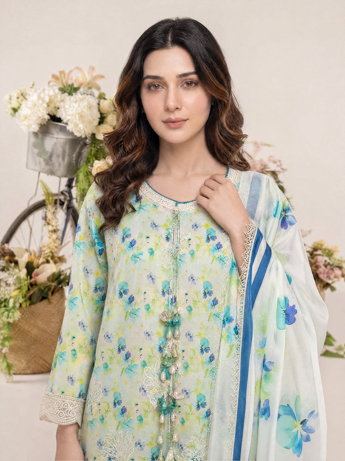 REEM 3pcs Un-Stitched Emb Printed Lawn [D-4050]