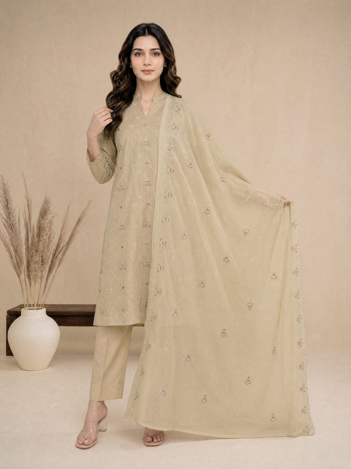 RUHANI 3pcs Un-Stitched Exclusive Emb Cambric
