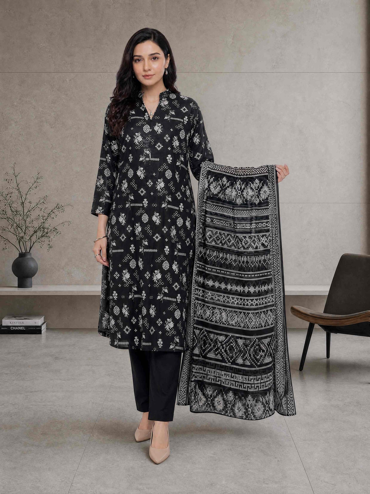 Mahanij by Tawakkal Black & White Printed 3-Piece Unstitched Lawn Suit