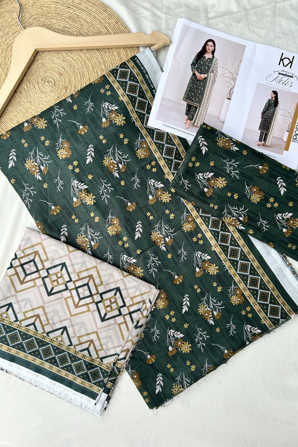 Melis 3pcs Un-Stitched Printed Lawn [D-4580]