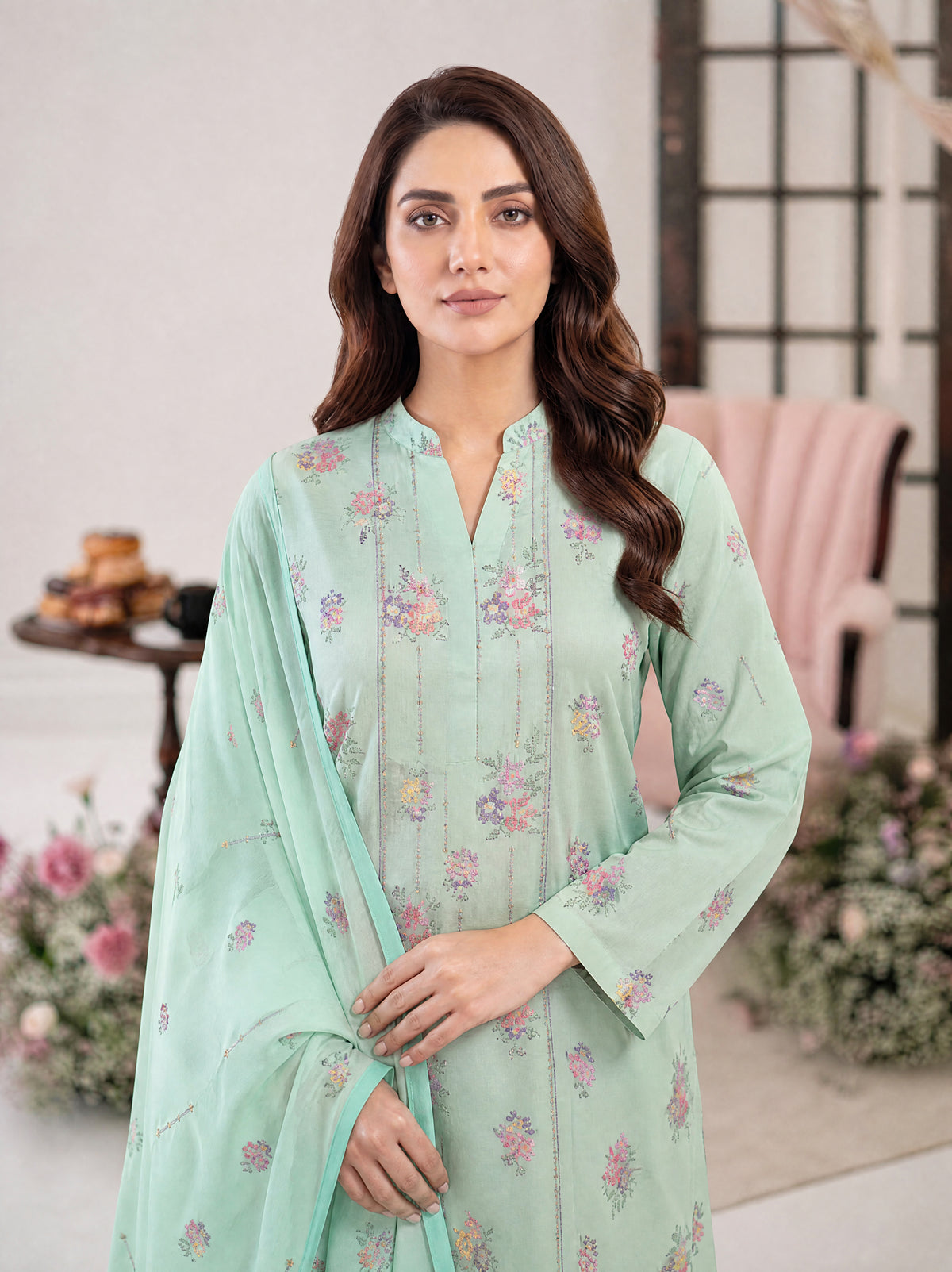 PARISA 3pcs Un-Stitched Emb Cambric [D-4639]