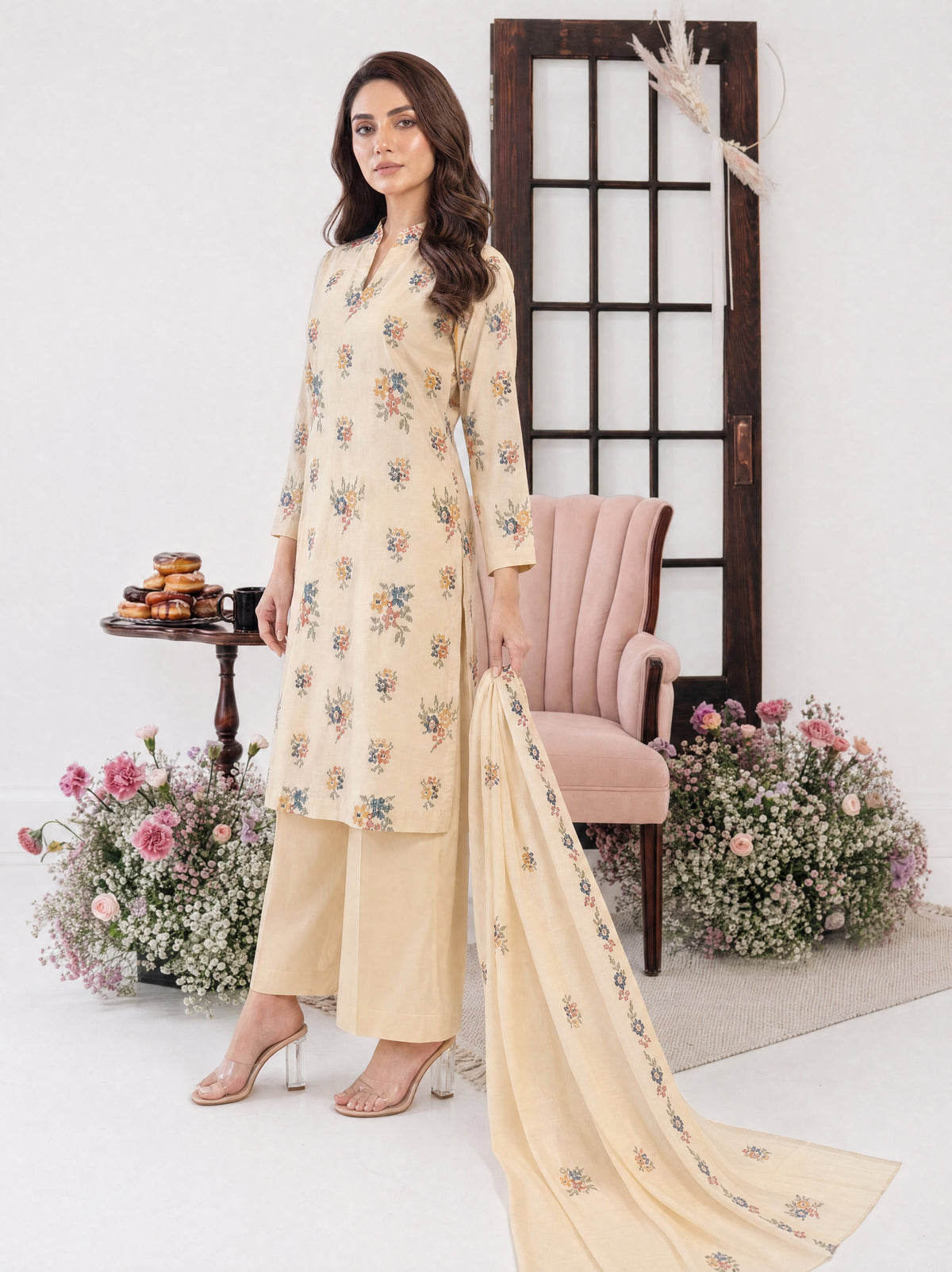 PARISA 3pcs Un-Stitched Emb Cambric [D-4640]