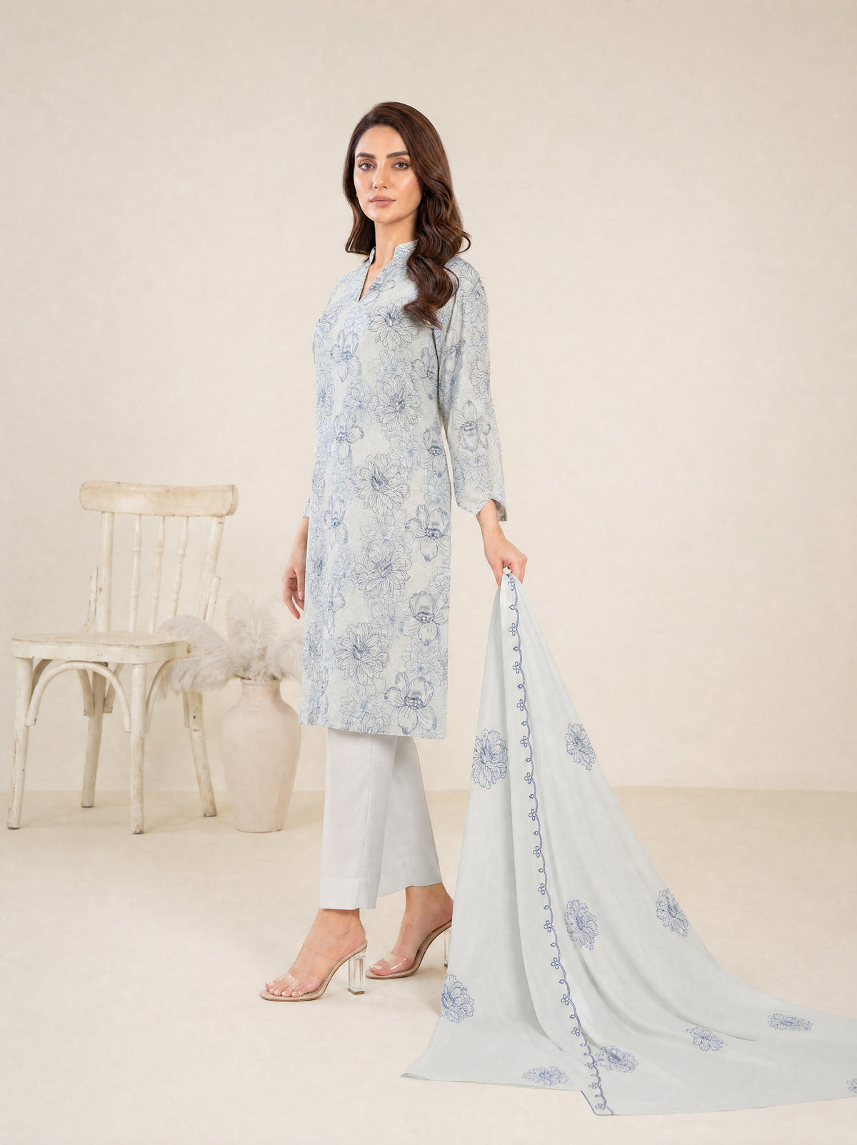 AYRA 3pcs Un-Stitched Emb Cambric [D-4886]