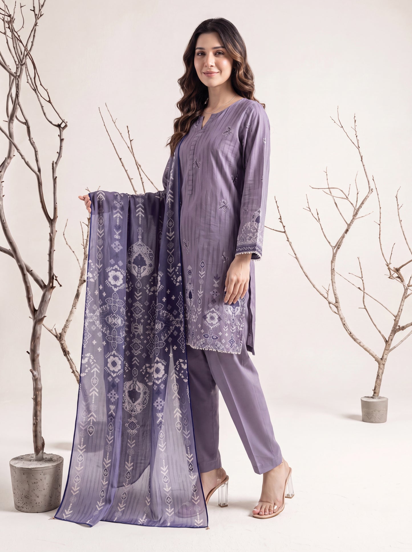 NAAZ 3pcs Un-Stitched Printed Lawn [D-4923]