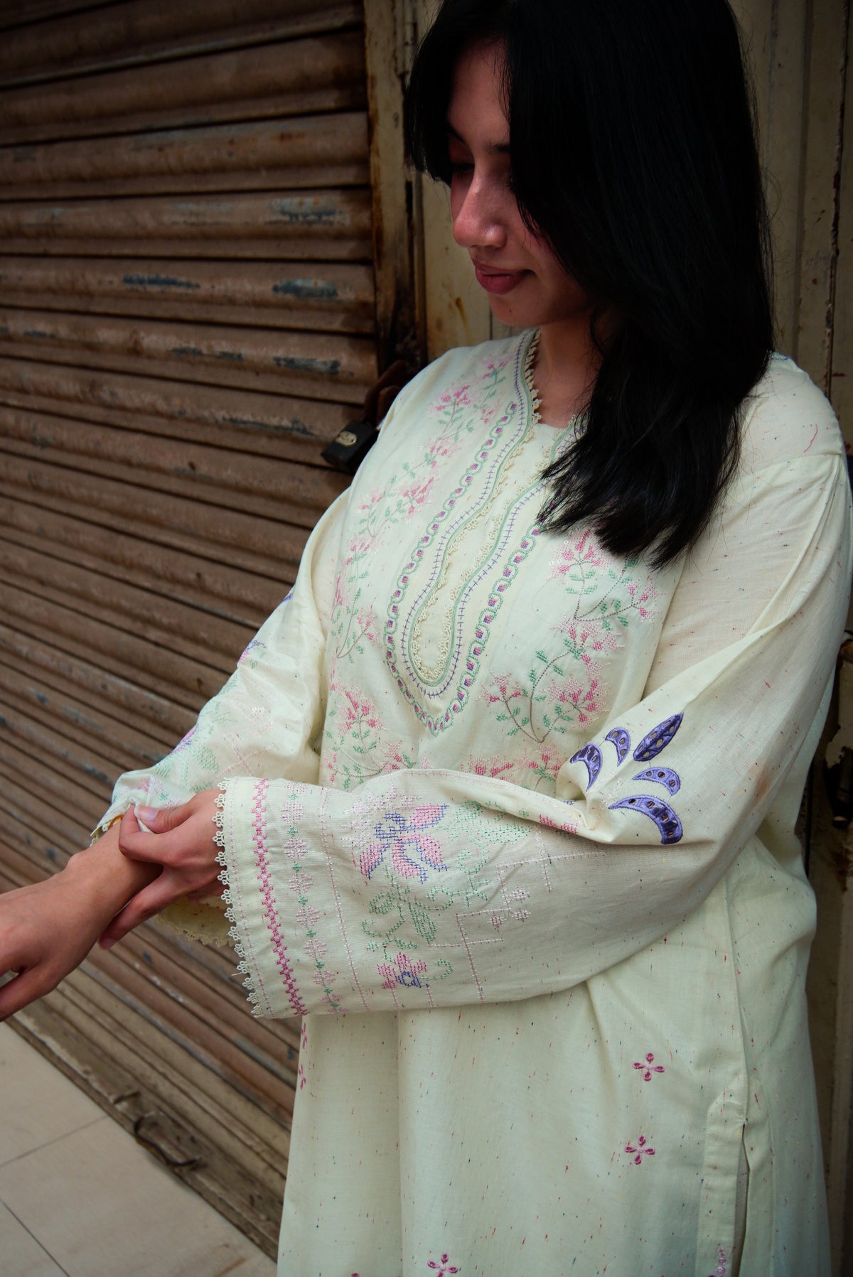 ANDAAZ 2pcs Stitched Emb Cotton [D-4943]