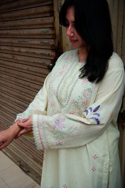 ANDAAZ 2pcs Stitched Emb Cotton [D-4943]