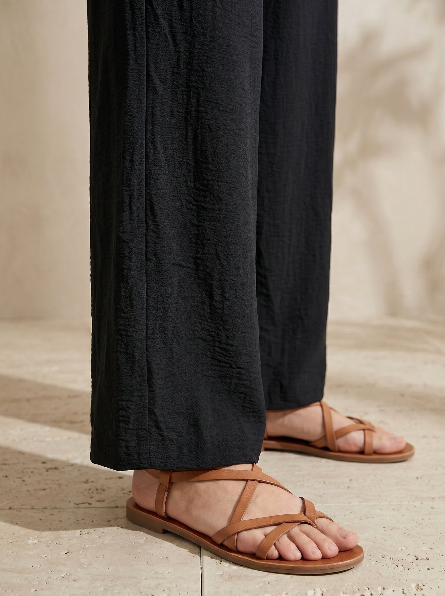 Wide-Leg Trousers -Black