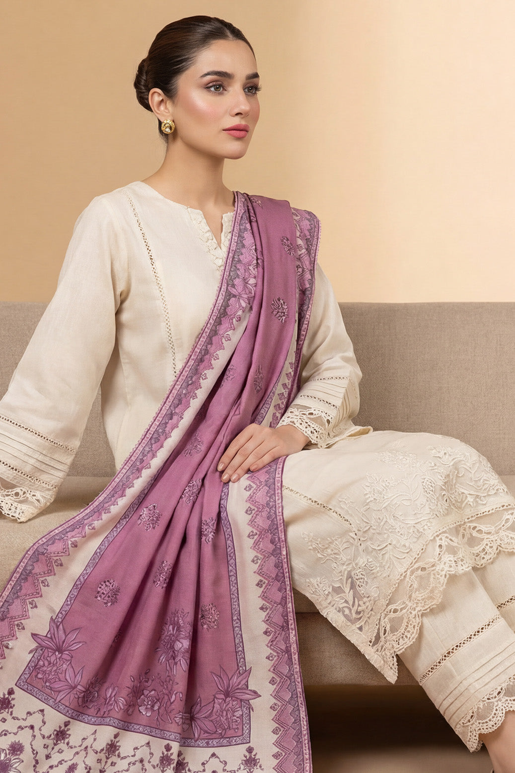 D-5308 - Nayyab Vol-2