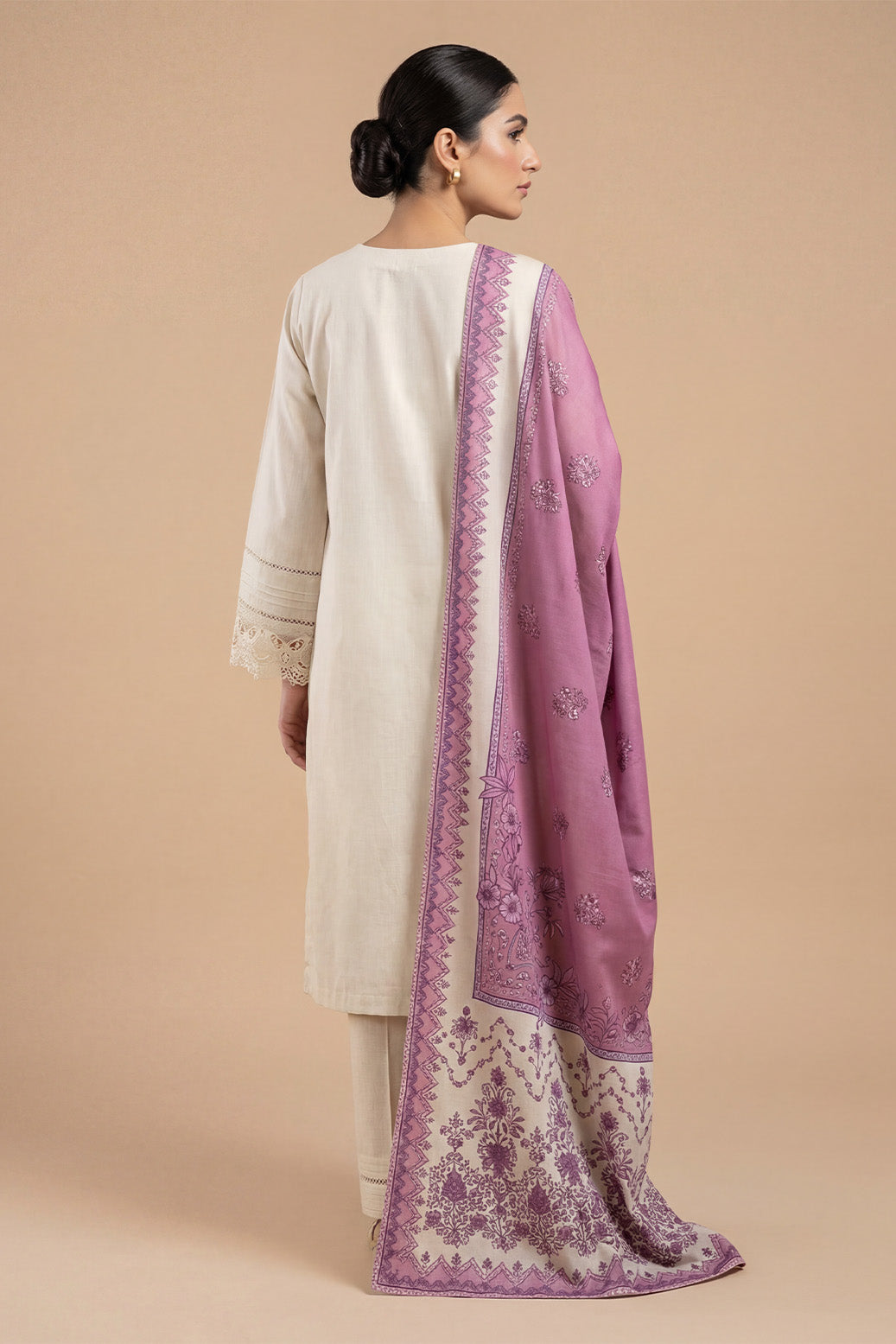 D-5308 - Nayyab Vol-2