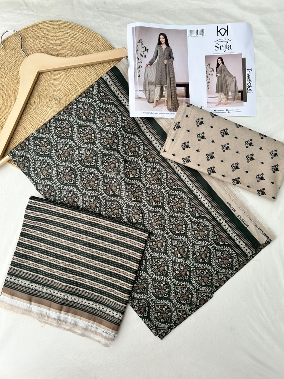 Sefa 3pcs Un-Stitched Printed Lawn [D-4142]