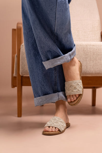 WOMEN CASUAL SLIPPER